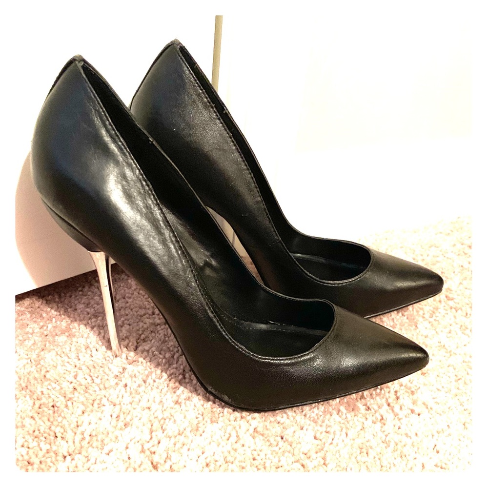 Steve Madden pumps